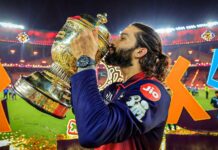 ट्रॉफी को चूमकर रजत ने मनाया ऐतिहासिक जश्न, जीत के बाद भावुक हुए कप्तान image 2026 06 01T193134.303